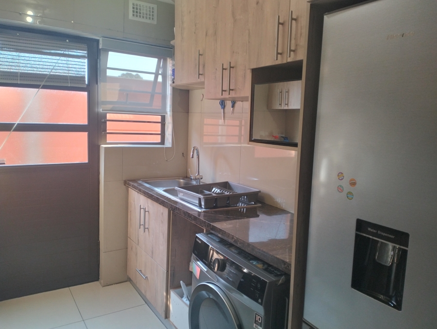 2 Bedroom Property for Sale in Wynberg Western Cape
